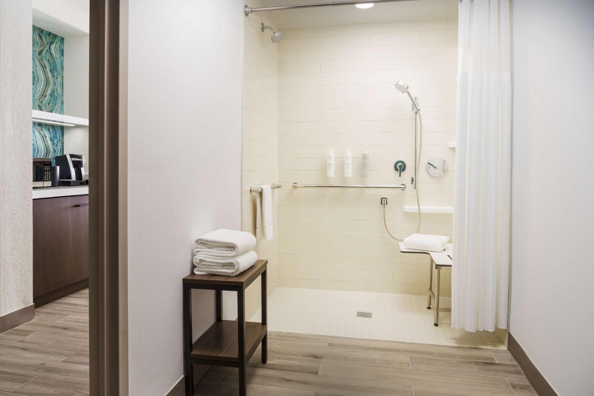 Hilton Garden Inn Лейк Мери Екстериор снимка