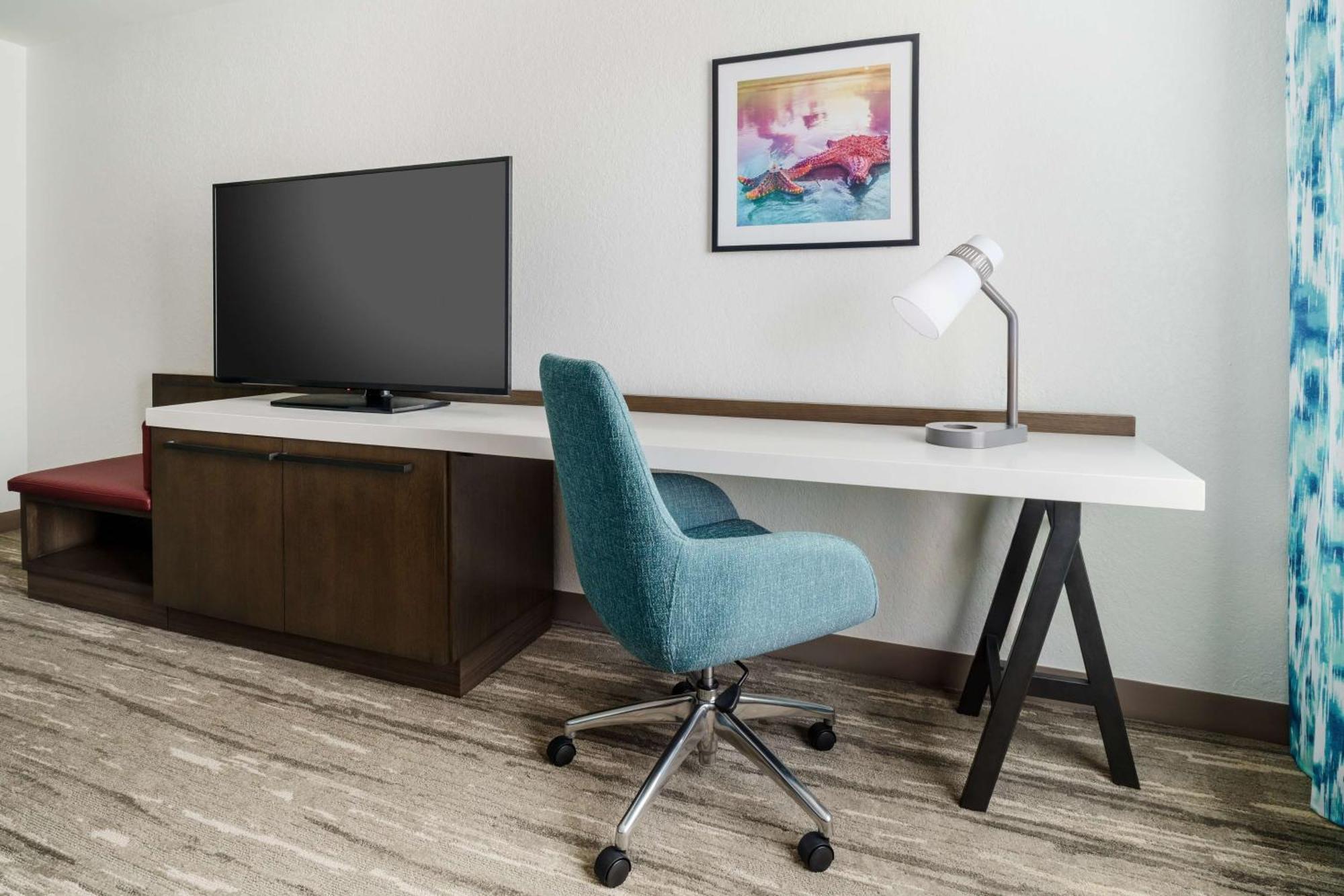 Hilton Garden Inn Лейк Мери Екстериор снимка