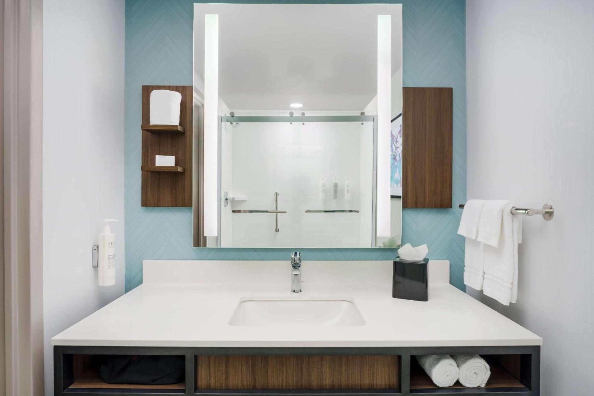 Hilton Garden Inn Лейк Мери Екстериор снимка